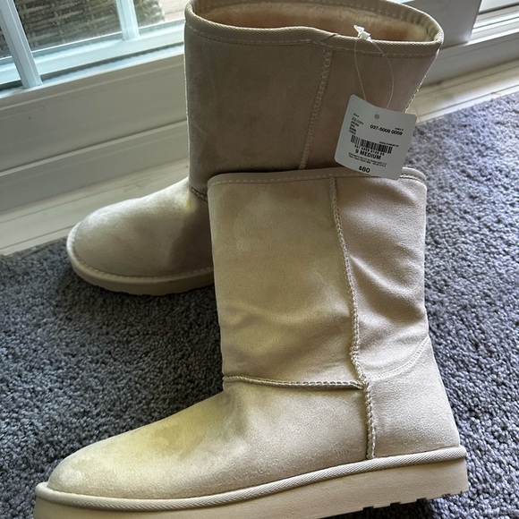 Arizona Jean Company Sand Suede Boots - Picture 4 of 7